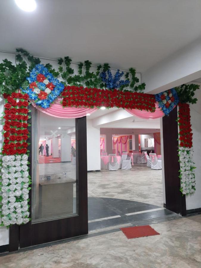 Hotel Grand Suites Indaur Kültér fotó