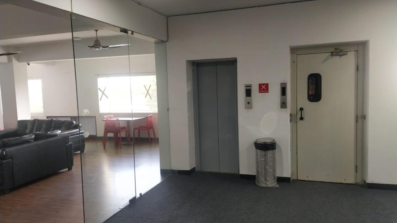 Hotel Grand Suites Indaur Kültér fotó