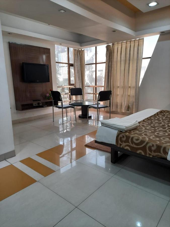 Hotel Grand Suites Indaur Kültér fotó